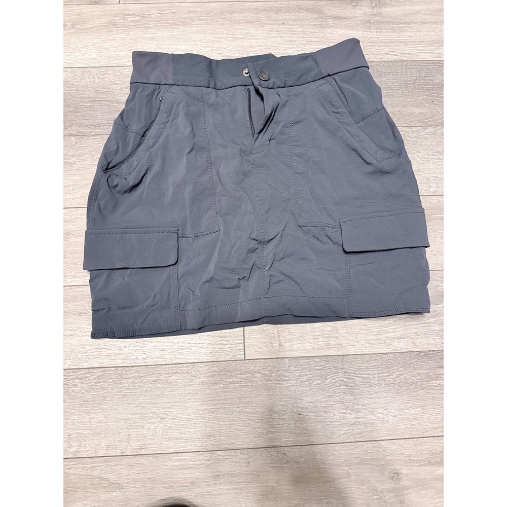 Athleta Skort Womens 2 Grey Cargo Pocket Hiking‎ Active Skirt Shorts Golf